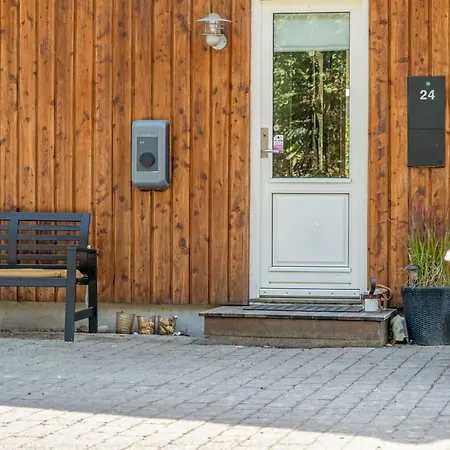 Дом отдыха Swarthofthi - 340m To The Fjord By Interhome Hadsund